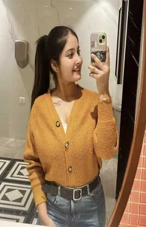young call girl in Udyog Vihar