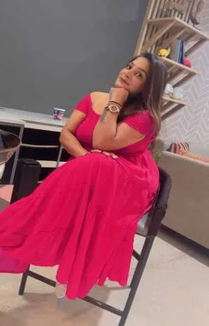 female escorts in Udyog Vihar